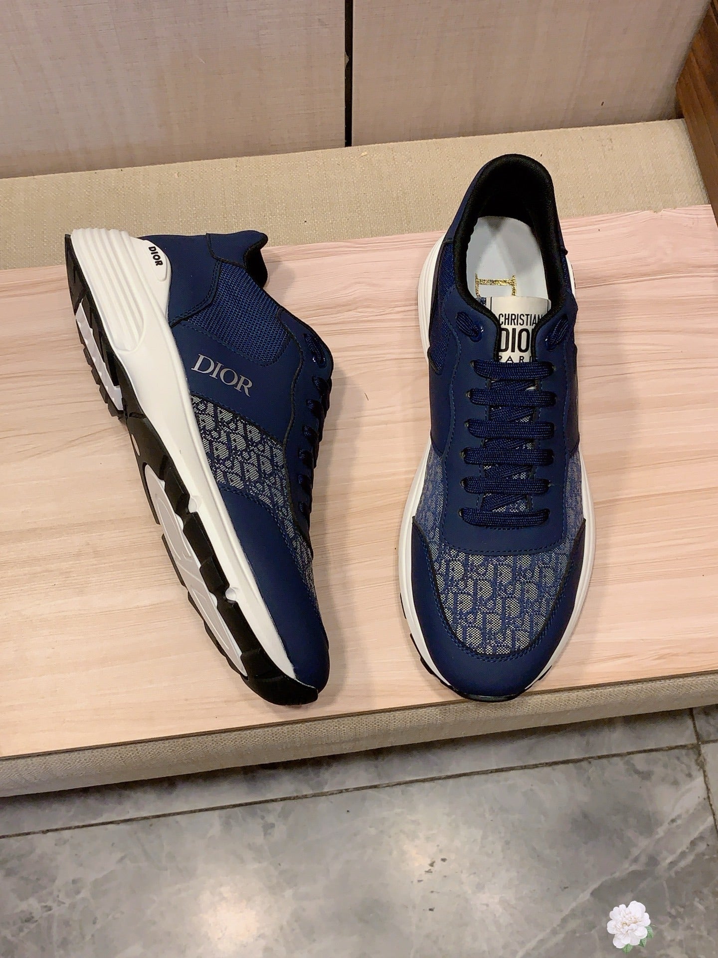 DIOR BLUE Sneaker