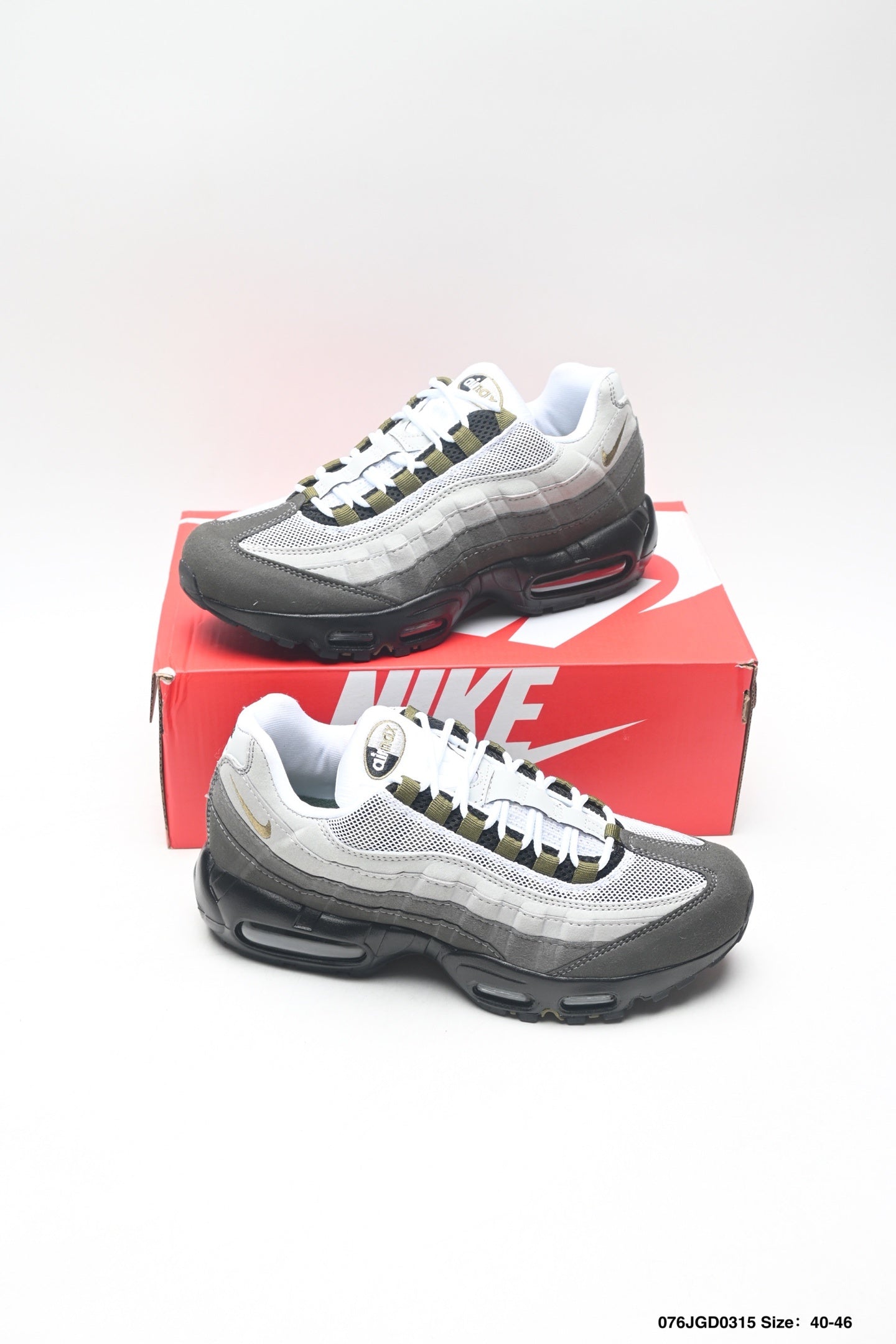 NIKE Air Max