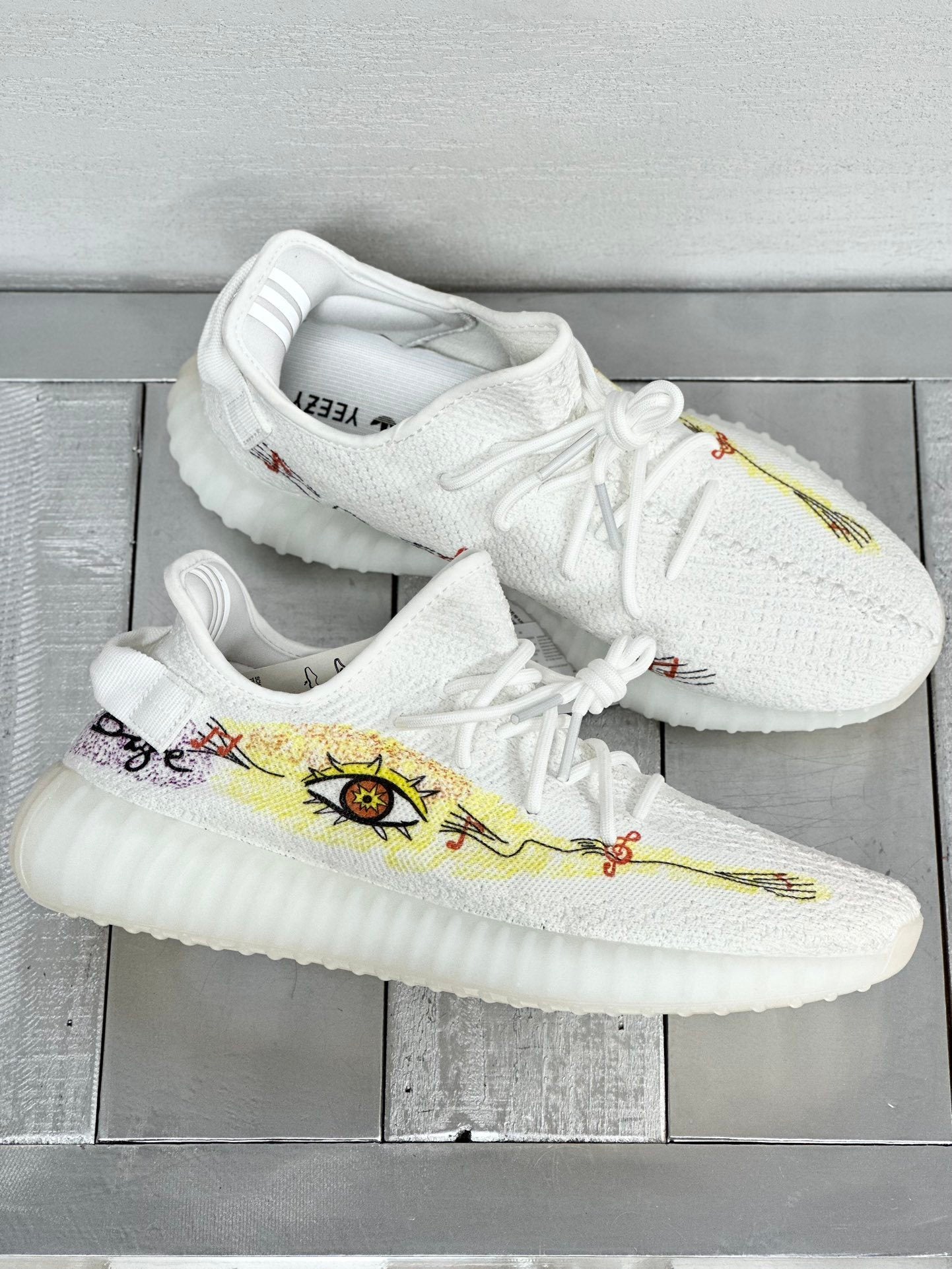 YEEZY BOOST 350V2 REMADE